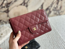 Load image into Gallery viewer, CC935 Clutch on Chain / 7.8x5.1inch