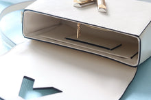 Load image into Gallery viewer, LB1182 Twist MM / 9.1 x 6.7 x 3.7 inches