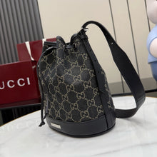 Load image into Gallery viewer, GC798 GUCCI Venice Small Bucket / HIGHEST QUALITY VERSION / 21 x 23.5 x 14 cm