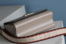 Load image into Gallery viewer, LB1166 Twist MM / 9.1 x 6.7 x 3.7 inches