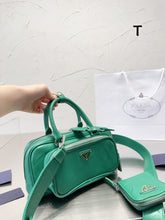 Load image into Gallery viewer, PD246 Nappa antique Leather Multi-Pocket Shoulder Bag / 9x4.7x2.7inch