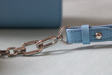 Load image into Gallery viewer, LB1164 Twist West Pochette / 7.5 x 4.1 x 2.6 inches