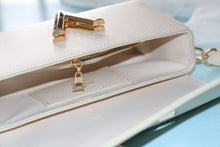 Load image into Gallery viewer, LB1163 Twist West Pochette / 7.5 x 4.1 x 2.6 inches