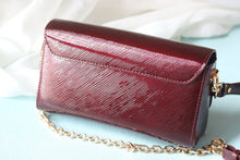 Load image into Gallery viewer, LB1161 Twist West Pochette / 7.5 x 4.1 x 2.6 inches