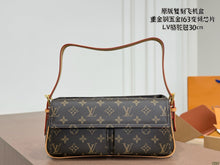 Load image into Gallery viewer, LB1527 LV Viva Cite Vintage Bag / 30 x 14 cm