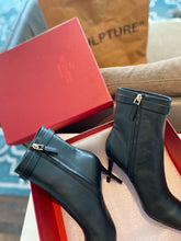 Load image into Gallery viewer, SE1498 VLOGO THE BOLD EDITION CALFSKIN ANKLE BOOT 70MM / Size5-11