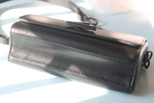 Load image into Gallery viewer, LB1160 Twist West Pochette / 7.5 x 4.1 x 2.6 inches