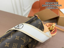 Load image into Gallery viewer, LB1528 LV Viva Cité Vintage Bag / 24 x 13 cm