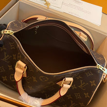 Load image into Gallery viewer, LB833 Speedy Bandoulière 30 / HIGHEST QUALITY VERSION / 11.8 x 8.3 x 6.7 inches