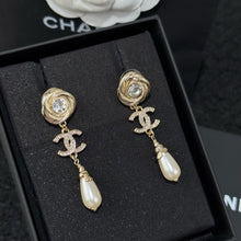 Load image into Gallery viewer, JW990 CC Earring & Necklace