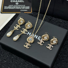 Load image into Gallery viewer, JW990 CC Earring & Necklace