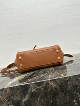 Load image into Gallery viewer, CL148 LUGGAGE IN SUPPLE SHINY LAMBSKIN / 14.2 x 8.7 x 6.3 IN / HIGHEST QUALITY VERSION