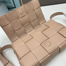 Load image into Gallery viewer, BV052 Cassette / 10.2x7.1x3.1inch