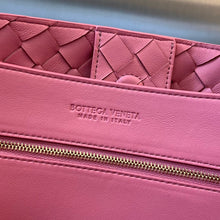 Load image into Gallery viewer, BV071 Large Andiamo / 13.8x16.5x7.1inch / HIGHEST QUALITY VERSION