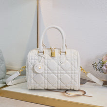 Load image into Gallery viewer, DR505 Dior Groove 17/2025 Bag