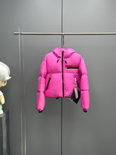 Load image into Gallery viewer, CLTH383 PD Light Nylon Convertible Short Down Jacket