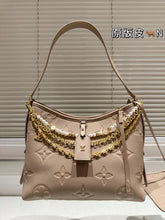 Load image into Gallery viewer, LB1324 CarryAll PM / 11.6 x 9.4 x 4.7 inches