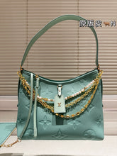 Load image into Gallery viewer, LB1324 CarryAll PM / 11.6 x 9.4 x 4.7 inches