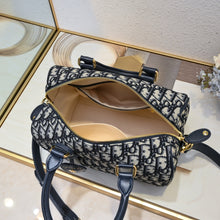 Load image into Gallery viewer, DR505 Dior Groove 17/2025 Bag