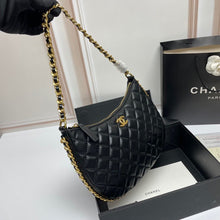 Load image into Gallery viewer, CC840 Large Hobo Bag / 7 × 11.3 × 0.8 in