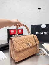 Load image into Gallery viewer, CC758 Flap Bag with Top Handle / 6.6 × 9.8 × 4.7 in