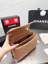 Load image into Gallery viewer, CC758 Flap Bag with Top Handle / 6.6 × 9.8 × 4.7 in