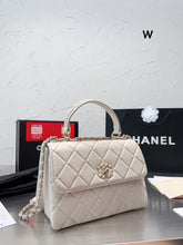 Load image into Gallery viewer, CC758 Flap Bag with Top Handle / 6.6 × 9.8 × 4.7 in