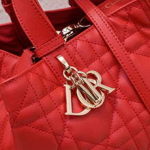 Load image into Gallery viewer, DR511 Small/Medium Dior Toujours Bag