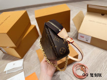 Load image into Gallery viewer, LB887 Pochette Accessoires / 9.3 x 5.3 x 1.6 inches