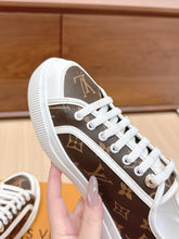 Load image into Gallery viewer, SE1734 LV x TM LV Lagoon Sneaker / Size5-11