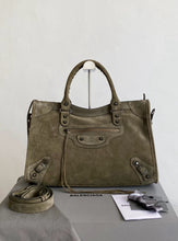 Load image into Gallery viewer, BCG064 Women's Le City Bag Medium / 15.1x9.4x5.3inch / HIGHEST QUALITY VERSION