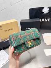 Load image into Gallery viewer, CC760 Small Classic Flap Bag / 7.8x4.3x2.3inch