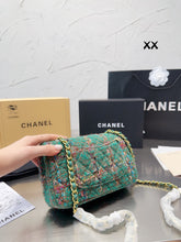 Load image into Gallery viewer, CC760 Small Classic Flap Bag / 7.8x4.3x2.3inch