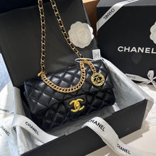 Load image into Gallery viewer, CC762 Small Flap Bag / 4.7 × 8.2 × 2.7 in