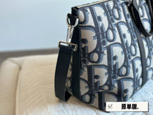 Load image into Gallery viewer, DR363 Weekender 40 Bag / 16.1x12.6x9.4inch