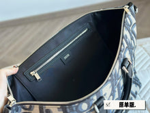 Load image into Gallery viewer, DR363 Weekender 40 Bag / 16.1x12.6x9.4inch