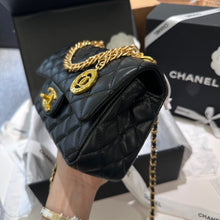 Load image into Gallery viewer, CC762 Small Flap Bag / 4.7 × 8.2 × 2.7 in