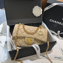 Load image into Gallery viewer, CC762 Small Flap Bag / 4.7 × 8.2 × 2.7 in