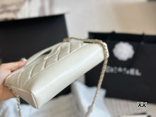 Load image into Gallery viewer, CC1097 CHANEL 31 Mini Shopping Bag / 8.7 x 9.1 x 2in