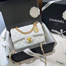 Load image into Gallery viewer, CC762 Small Flap Bag / 4.7 × 8.2 × 2.7 in