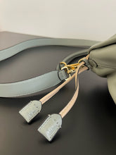 Load image into Gallery viewer, FF296 Mamma Baguette Small/Medium/Large / HIGHEST QUALITY VERSION