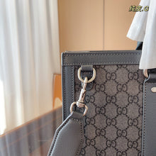 Load image into Gallery viewer, GC553 Ophidia Medium Tote Bag / 14.5X3.5X11inch