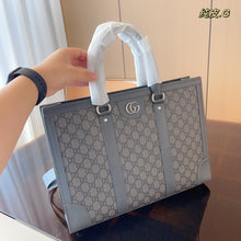 Load image into Gallery viewer, GC553 Ophidia Medium Tote Bag / 14.5X3.5X11inch