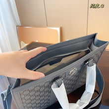 Load image into Gallery viewer, GC553 Ophidia Medium Tote Bag / 14.5X3.5X11inch