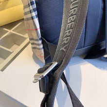 Load image into Gallery viewer, BUR137 Small Check Backpack / 11.4 x 4.3 x 13.4in