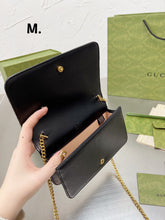 Load image into Gallery viewer, GC557 GG Marmont Chain Wallet / 7.1x4.3x1.5inch
