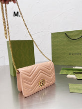 Load image into Gallery viewer, GC557 GG Marmont Chain Wallet / 7.1x4.3x1.5inch