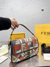 Load image into Gallery viewer, FF222 Baguette / 10.6x2.3x5.9inch