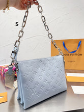 Load image into Gallery viewer, LB798 Coussin MM / 13.4 x 9.4 x 4.7 inches