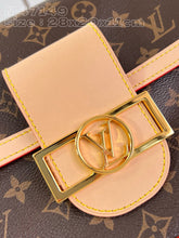 Load image into Gallery viewer, LB974 Dauphine Soft GM / 11 x 7.9 x 4.3 inches